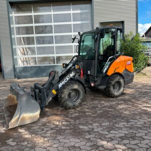 Mecalac MCL 6+ Gebrauchtmaschine Verkauf